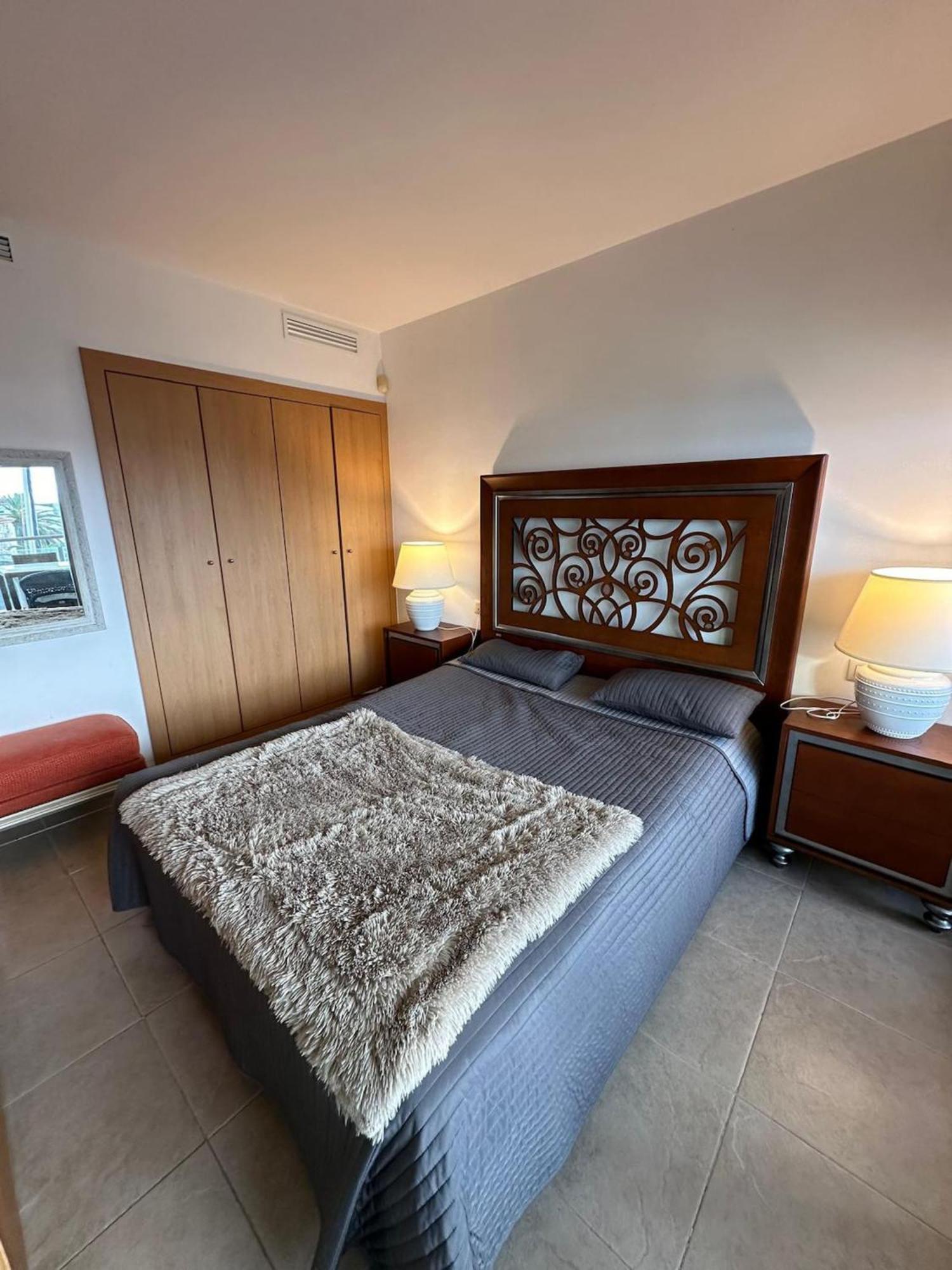 Apartamento En Roses Con Vistas Al Canal Y Piscina 外观 照片