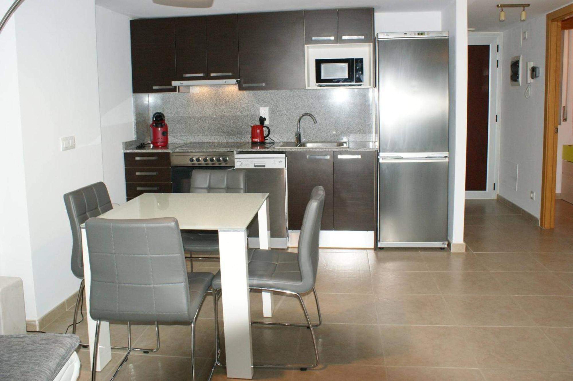 Apartamento En Roses Con Vistas Al Canal Y Piscina 外观 照片